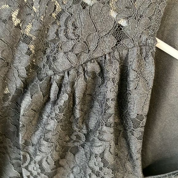 Cable & Gauge black lace wrap, front top - Picture 6 of 11